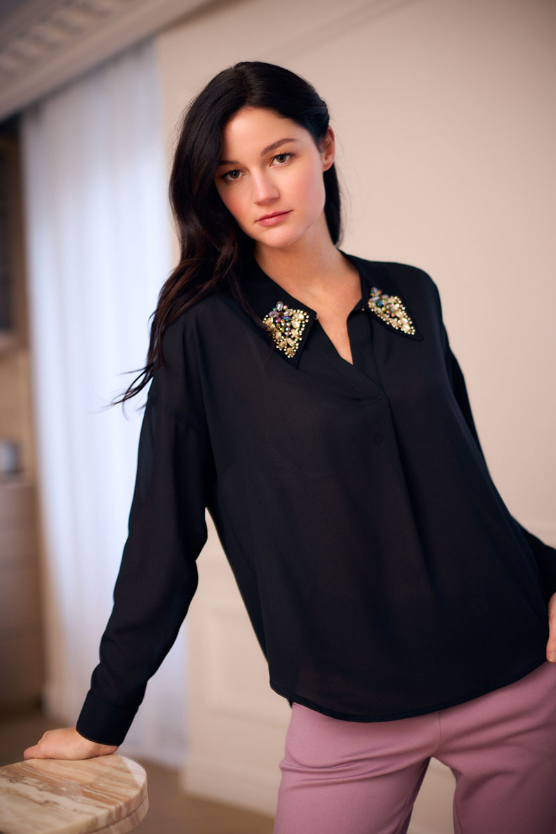 BLOUSE COLA